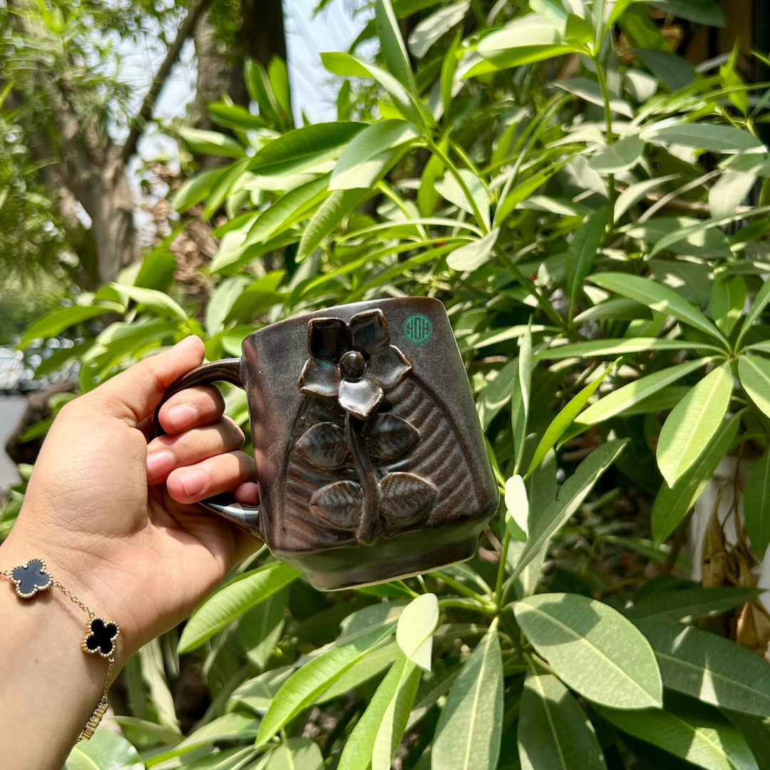 Midnight Bloom Ceramic Mug – Handmade Brown Floral Coffee Cup