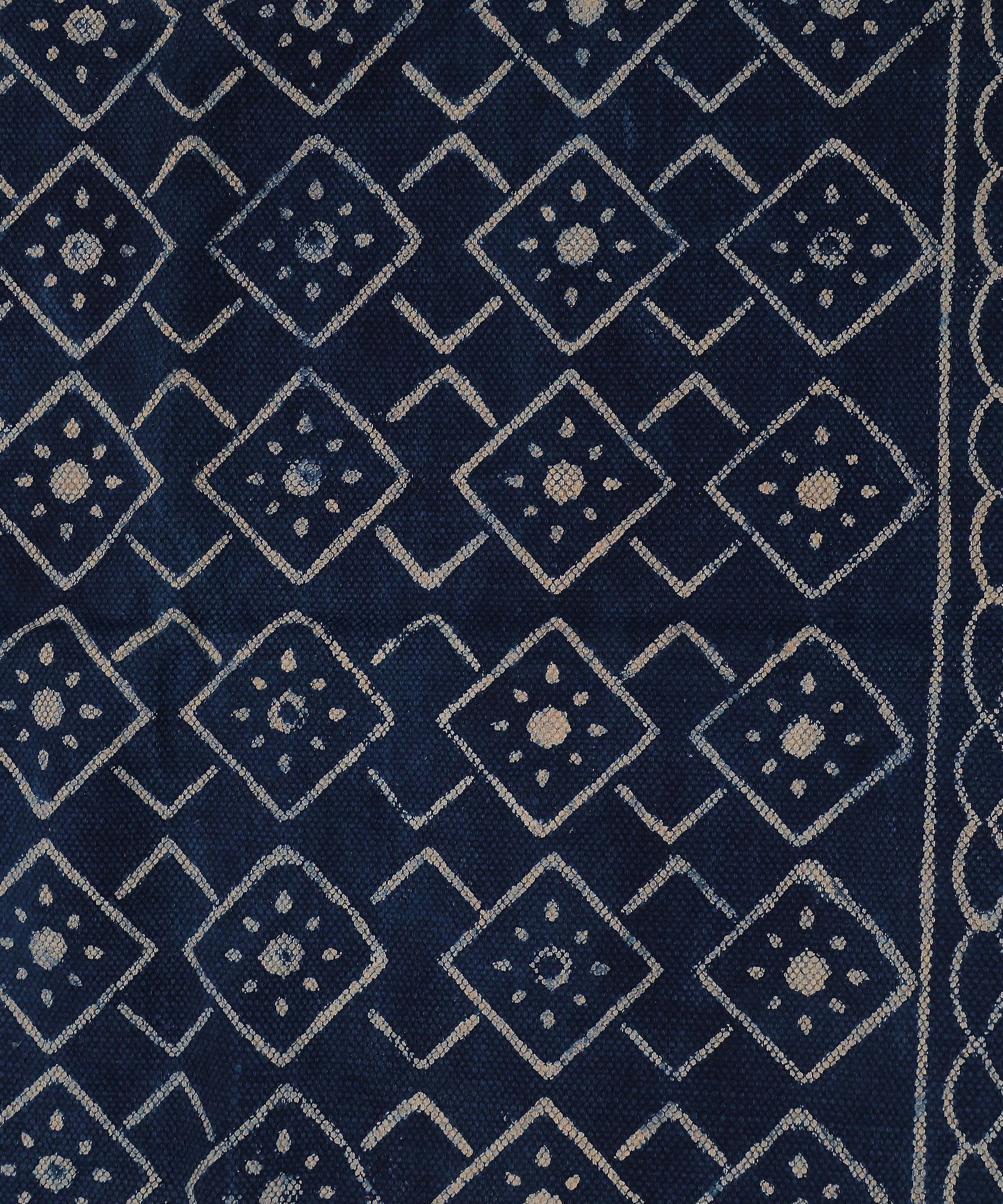 Premium Gift Rug – Elegant Handcrafted Festive Home Décor