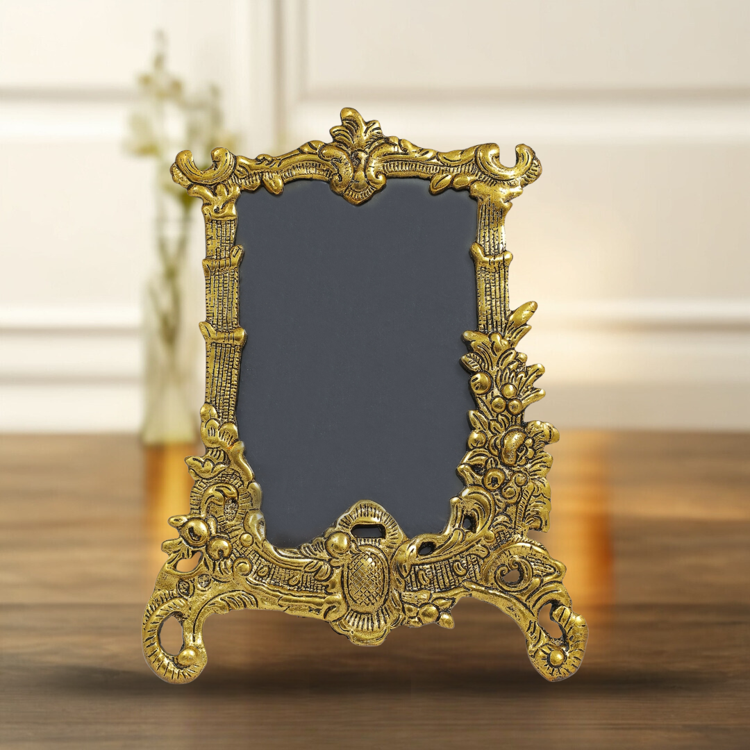 Gift Box – Golden Photo Frame